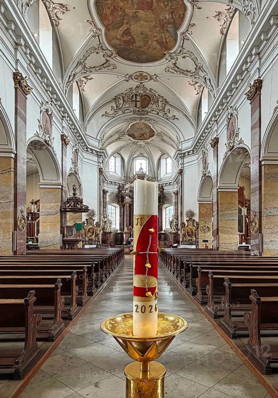 Catholic parish church of St. Blasius, interior view, central nave, baroque style, baroque quarter, Fulda, East Hesse, Hesse, Germany