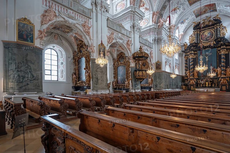 Interior of the parish church of the Assumption of Mary, on the left are fasting hangings on canvas painted on both sides in 1777 by Kremser Schmidt, the church is Baroque architecture of the 17th century, Garsten, Upper Austria