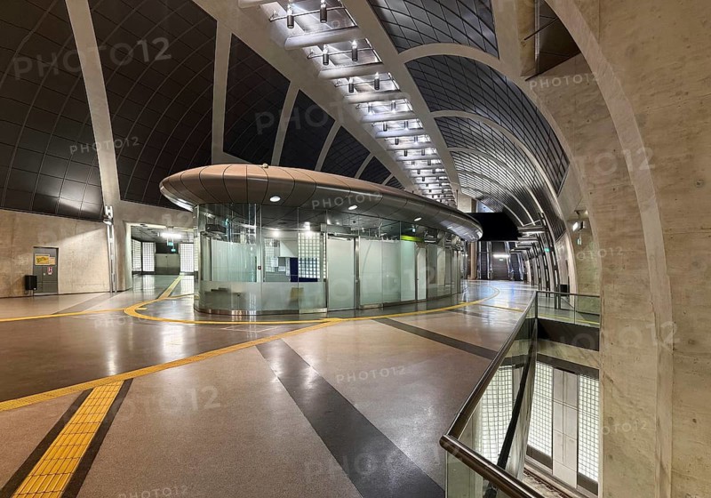 Heumarkt subway station, view of the sales pavilion in the dome room, Cologne, Rhineland, North Rhine-Westphalia, Germany