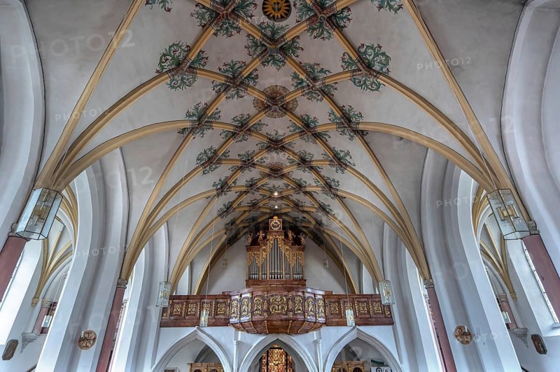 Gothic mesh vault parish church of the Most Holy Trinity, founded in 1364, Kösslarn, Marktplatz 35, Lower Bavaria, Germany