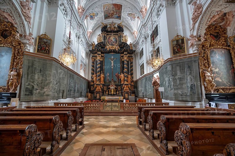 Altar room with fasting cloth from 1697 by Carl Reslfeld, at the high altar, parish church of the Assumption of Mary, the church Baroque architecture of the 17th century, Garsten, Upper Austria