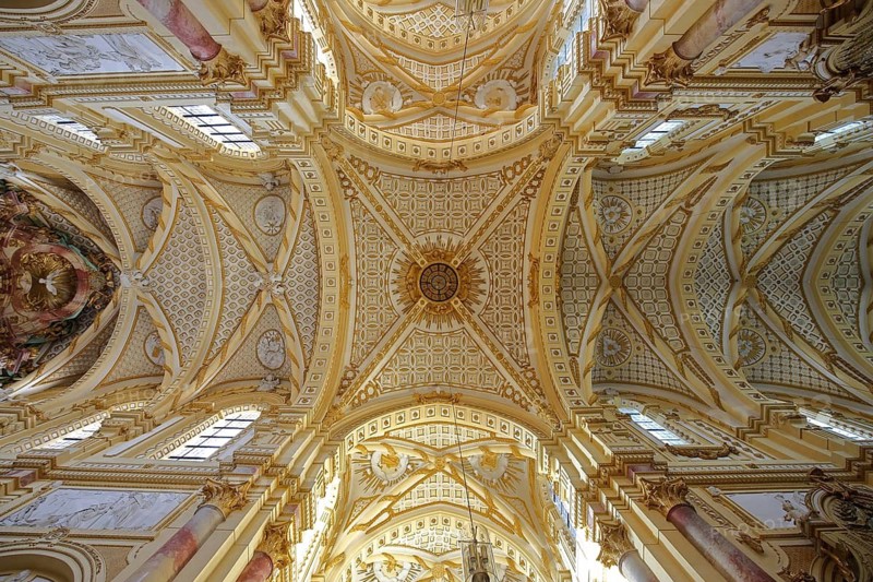 Crossing of the vaulted ceiling with decorations, ornaments and keystone, handicrafts, looking up, baroque monastery church, interior view, former Cistercian abbey, monastery, Ebrach, Steigerwald, Lower Franconia, Bavaria, Germany