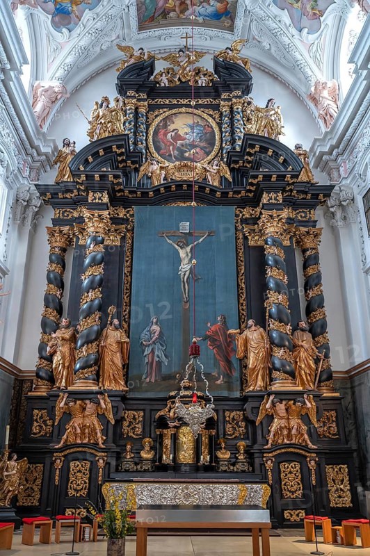 Altar room with fasting cloth from 1697 by Carl Reslfeld, at the high altar, parish church of the Assumption of Mary, the church is Baroque architecture of the 17th century, Garsten, Upper Austria