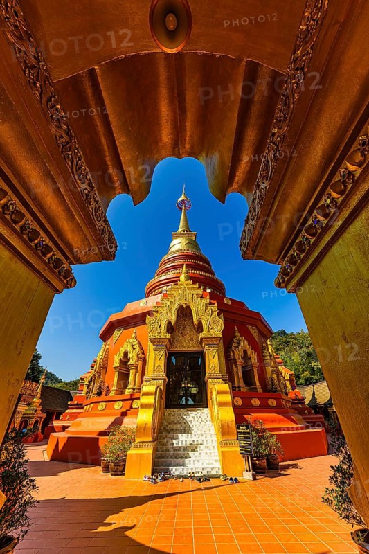 Portal to the Buddhist temple complex Wat Phra That Don Phra Chan, near Lampang, Lampang Province, Thailand