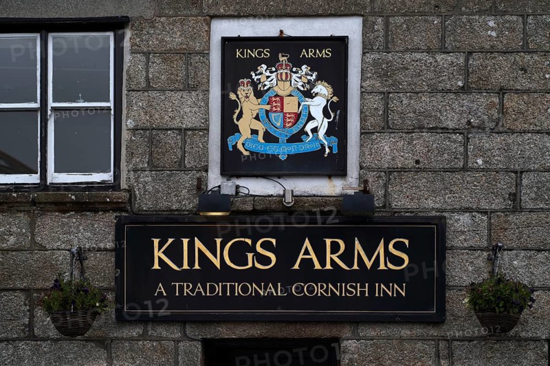 Coat of arms and Shield of the PUB KINGS ARMS, St Just in Penwith, Cornwall, England, Great Britain, Great Britain