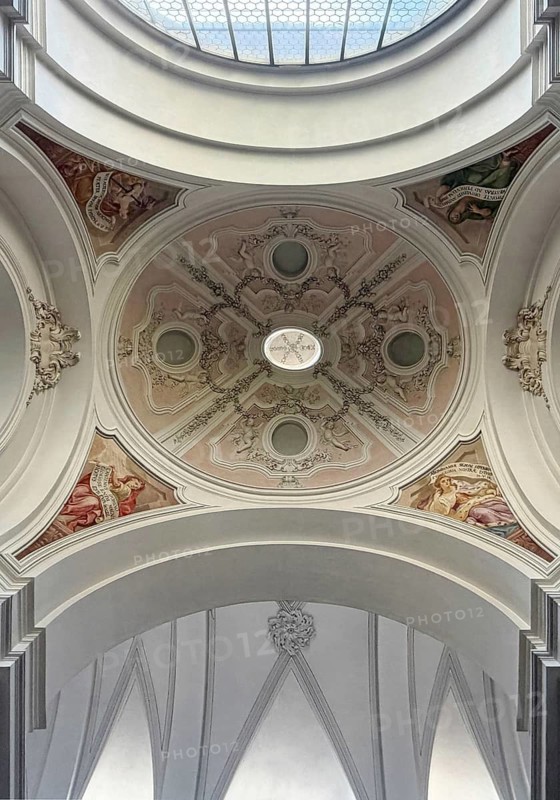 St. Salvator Cathedral in Fulda, officially High Cathedral in Fulda, interior view, view of the northern aisle, Baroque quarter, Fulda, East Hesse, Hesse, Germany
