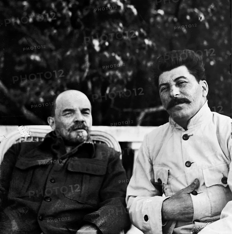 Joseph Stalin and Lenin in Gorky in September 1922 Joseph Vissarionovich Stalin (18 December 1878, Gori, Georgia - 5 March 1953, Kuntsevo near Moscow) was a Soviet politician of Georgian descent. After Lenin's death, he succeeded in seizing power in the Soviet Union. He ruled the Soviet Union dictatorially from 1927 until his death in 1953. During the attack by fascist Germany on the Soviet Union in 1941, Stalin was also commander-in-chief of the Red Army. He held this office until 1947. Even in front of the October Revolution, Josef Stalin was active underground and as a revolutionary. He spent the period from 1901 to 1917 in illegality and was arrested several times and exiled to Siberia. However, he also managed to escape time and again. He organised strikes, raised money for the Bolsheviks through blackmail and bank robberies and even then did not shy away from violence. During this time, he also changed his name to Stalin in 1912, which meant 'the steely one'