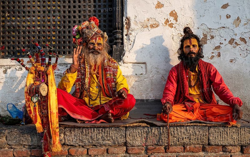 Sadhus with painted face, mendicant monks, wandering ascetics, holy men, Hinduism, Pashupatinath, Kathmandu, Nepal