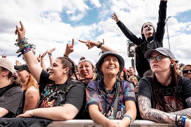 Festival visitors celebrate at the performance of Finch, Rock im Park on Zeppelin Field in Nuremberg on 06.06.2026