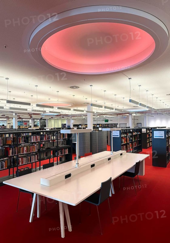 Stadtbibliotek, Innenraumaufnahme, Bielefeld, Ostwestfalen-Lippe, North Rhine-Westphalia, Germany