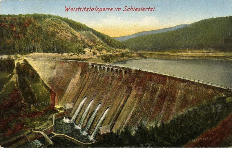 Weistritztalsperre im Schlesiertal, a dam in present-day Poland, authentic reproduction of an old postcard, around 1910, historical, exact date unknown