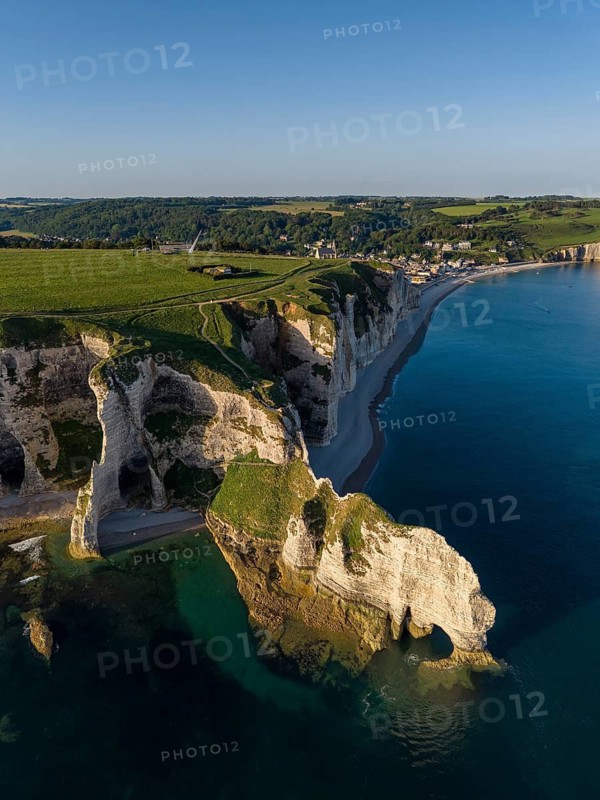 Aerial view of the Falaise d'Amont rock formation with the Porte d'Amont rock gate, Étretat, Alabaster Coast, La Côte d'Albâtre, chalk cliffs, English Channel, Seine-Maritime, Normandy, France