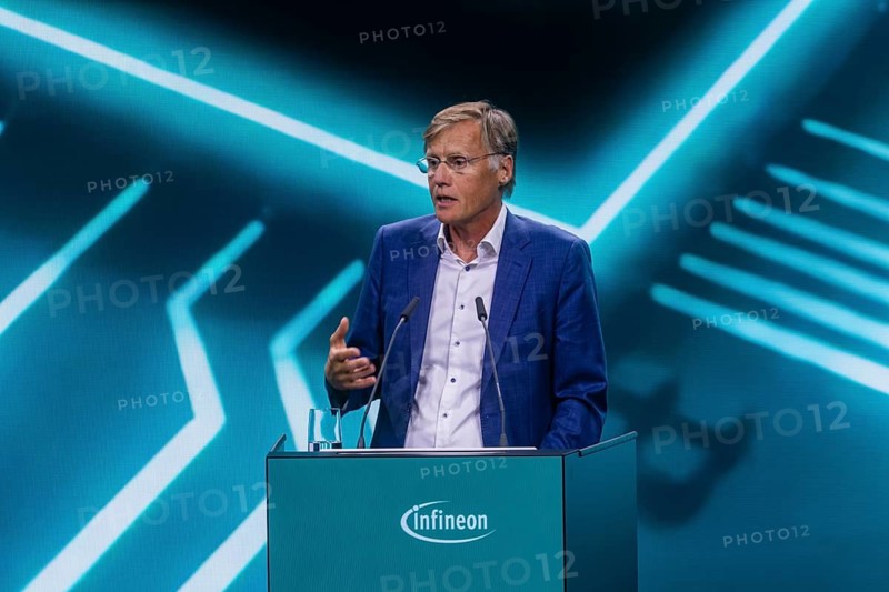 Infineon Smart Power FAB opened in Dresden. Jochen Hanebeck, CEO of Infineon Technologies AG, Dresden, Saxony, Germany