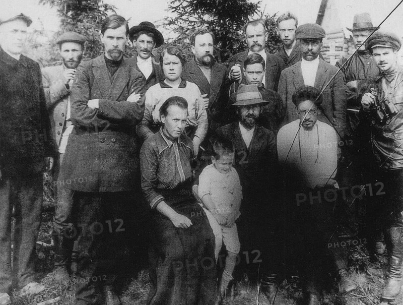 Josef Stalin, fourth from left, wearing a hat in exile in the village of Monastyrskoye in Siberia. Also in the picture: Kamenev and other Bolshevik revolutionaries, 1915, Russia Joseph Vissarionovich Stalin (18 December 1878, Gori, Georgia - 5 March 1953, Kuntsevo near Moscow) was a Soviet politician of Georgian descent. After Lenin's death, he succeeded in seizing power in the Soviet Union. He ruled the Soviet Union dictatorially from 1927 until his death in 1953. During the attack by fascist Germany on the Soviet Union in 1941, Stalin was also commander-in-chief of the Red Army. He held this office until 1947. Even in front of the October Revolution, Josef Stalin was active underground and as a revolutionary. He spent the period from 1901 to 1917 in illegality and was arrested several times and exiled to Siberia. However, he also managed to escape time and again. He organised strikes, raised money for the Bolsheviks through blackmail and bank robberies and, even back then, was still ...