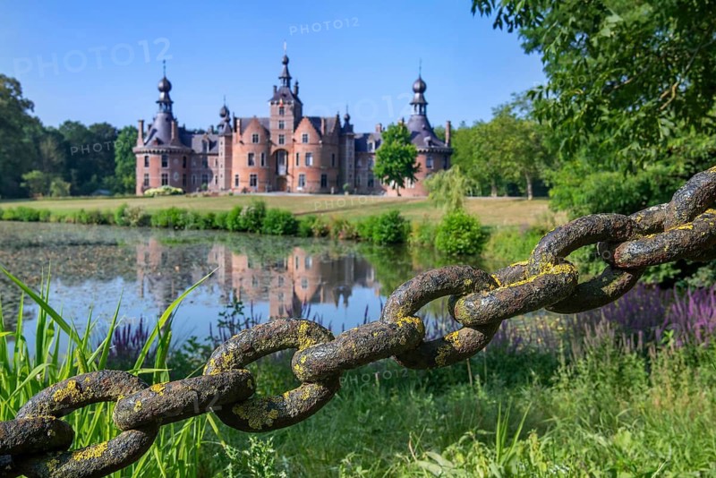 Ooidonk Castle, Kasteel van Ooidonk, 16th century Flemish Renaissance moated castle at Sint-Maria-Leerne in summer, Deinze, East Flanders, Belgium