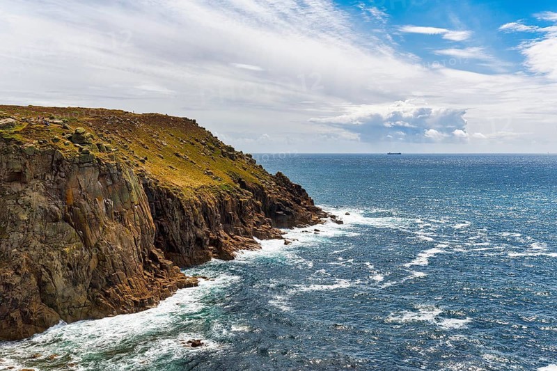 Dramatic cliffs, coastline, cliffs, coastal footpath, South West Coast Path, West Penwith Coast, Land's End, Penzance, Penwith Peninsula, Cornwall, England, Great Britain