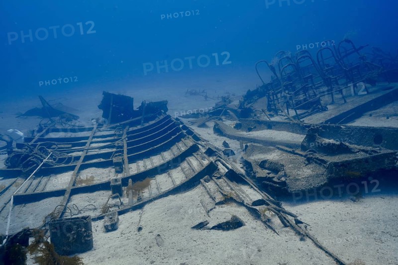 Underwater view of a shipwreck on the ocean floor with rusted metal structures, meteor wreck dive site, Russian hydrofoil, Arguineguin, Gran Canaria, Spain, Europe, Atlantic