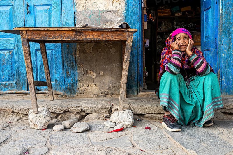 Friendly smiling elderly Nepalese woman, Hindu ethnic group, Simikot, Humla, Himalayas, West Nepal, Nepal