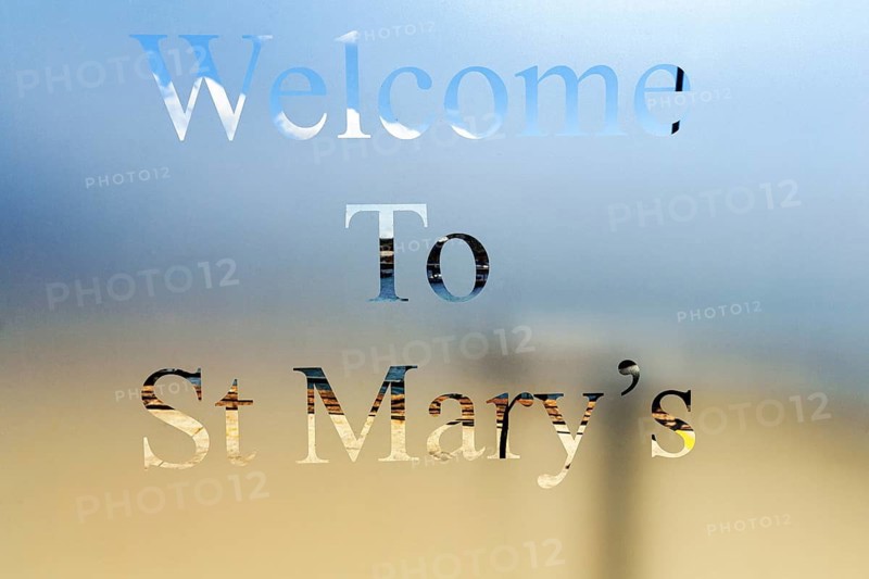 Welcome. Inscription on glass panel, Hugh Town, St Mary's, Isles of Scilly, Cornwall, England, Great Britain