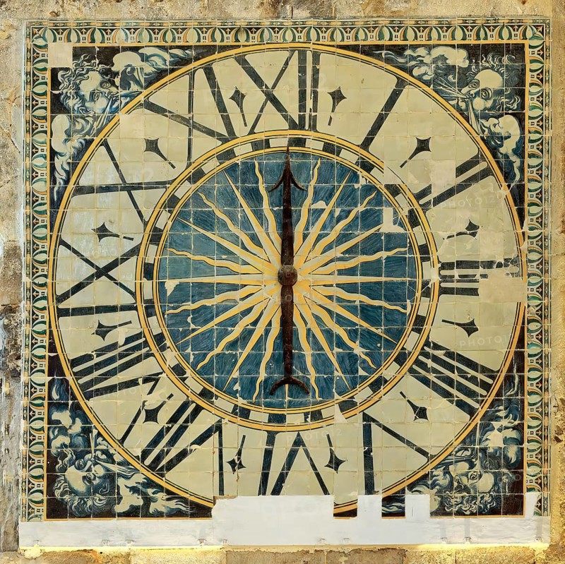 Sao Joao de Alporao Church, Clock, Santarem, Ribatejo, Portugal