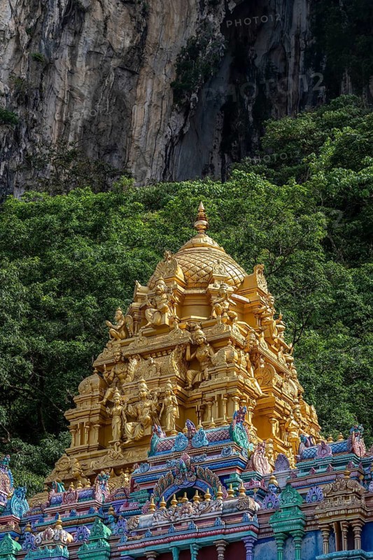 Sri Venkatachalapathi Temple at entrance of the Batu caves, cave complex in Gombak, Selangor near Kuala Lumpur, Malaysia