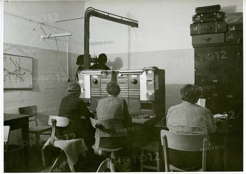 Bunker, Berlin, Alexanderplatz subway station, radio system, working life, World War II, WW II, photo of woman working at a telephone exchange, 16.12.1944