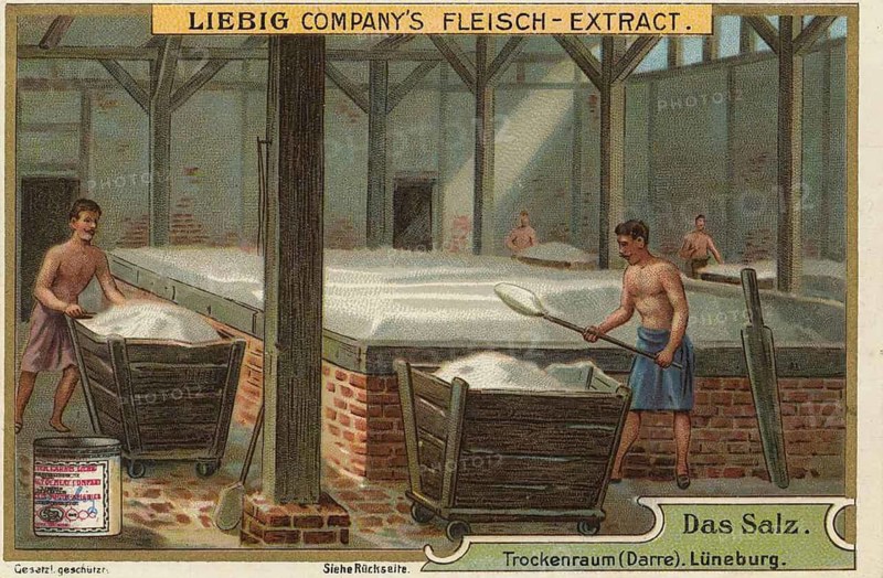 Salt picture series, view of salt production in Lüneburg. Working conditions and the traditional method of salt extraction and salt drying at the turn of the century, Liebigbild, digitally restored reproduction of a collector's painting from around 1900, exact date unknown
