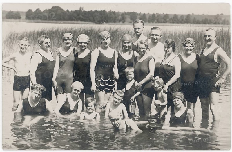 Bathing, swimwear, woman, men, children, leisure, fun, summer, lake, A large group of people in swimwear standing in the water of a reed lake, around 1925
