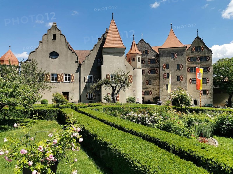 Castle garden, courtyard with princely building, Harburg Castle, Harburg, Donau-Ries district, Swabia, Bavaria, Germany