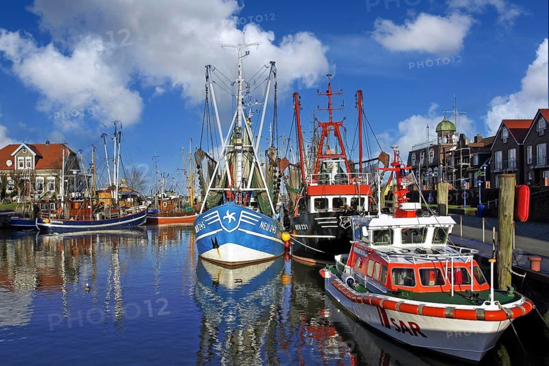 The old port of Neuharlingersiel, East Frisia, island ferry to Spiekeroog, ferry, fishing boats, crab trawler, fishing boat, cutter regatta, East Frisian Islands, East Frisia - Neuharlingersiel, Germany