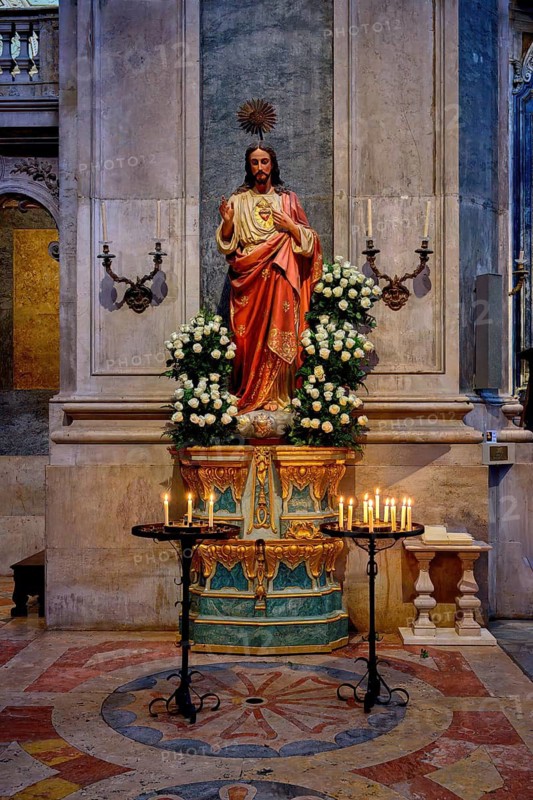 Estrela Basilica and Convent of the Most Sacred Heart of Jesus, Sacred Heart of Jesus statue, Lisbon, Portugal