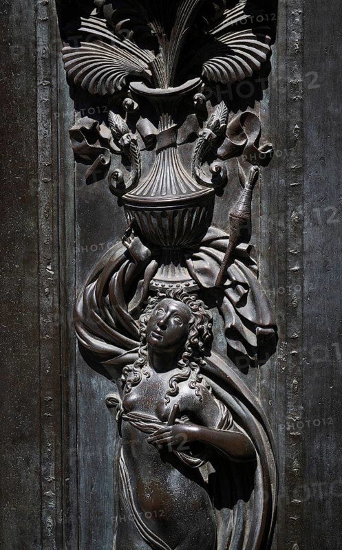 Relief depiction of a female figure, Baptistery of San Giovanni, baptistery, UNESCO World Heritage Site, old town, Florence, Tuscany, Italy