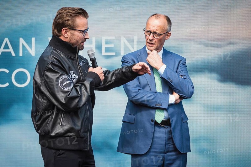 Florian Seibel (Quantum Systems) and Friedrich Merz at the presentation of the PULS P19 autonomous drone during the Chancellor's tour of the ILA (International Aerospace Exhibition) on 10 June 2026 at the Berlin-Schönefeld Exhibition Grounds