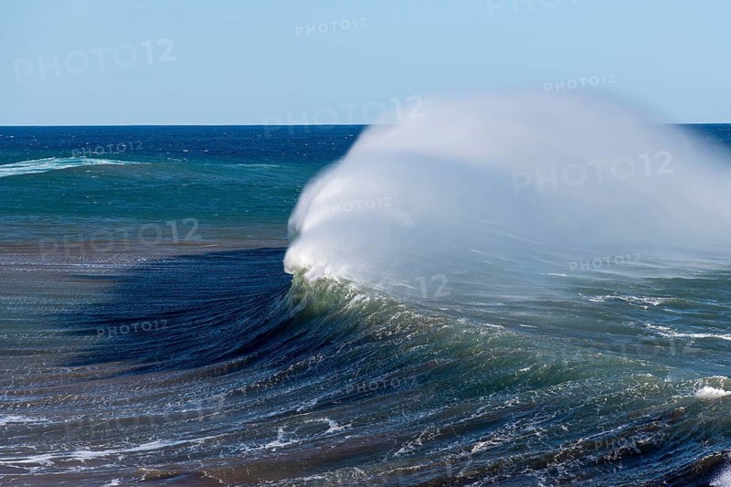 Waves on the ocean off Madeira, Jardim do Mar, Madeira, Portugal