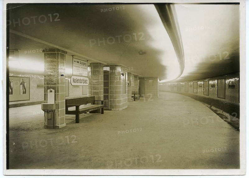 Berlin Nollendorfplatz, empty subway platform with lighting and modern architecture, 1920s, around 1920