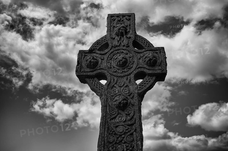 Weathered graves, tombstones, municipal cemetery, Celtic grave cross, Falmouth, Cornwall, black and white, dramatic clouds, England, Great Britain, Great Britain