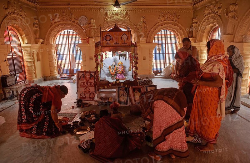 Hindu ritual in honour of the hindu deities Krishna and Radha at Sonepur (Odisha, India)