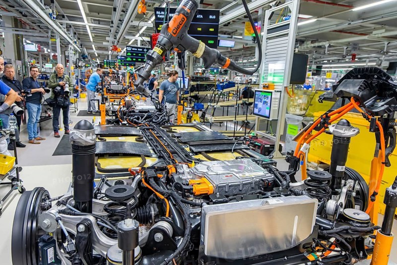 Electric car production in the assembly halls of VW in Zwickau, Zwickau, Saxony, Germany