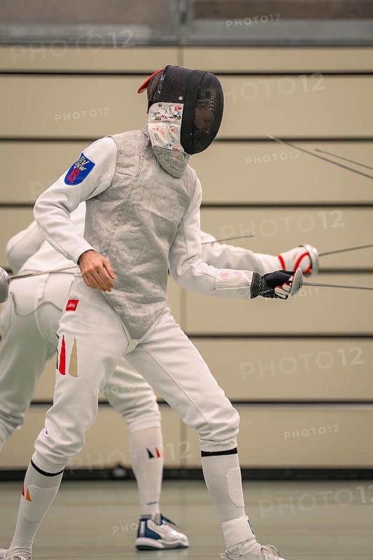 Fencer in team competition, coordinates and focuses on attacks, fencing, TSV Calw, Calw district, Germany