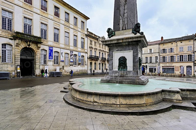 Obelisk, place de la République, Arles, Southern France, France