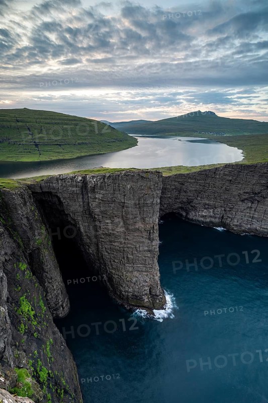 Trælanípa Cliffs, Sørvágsvatn, Vágar Island, Faroe Islands, Denmark