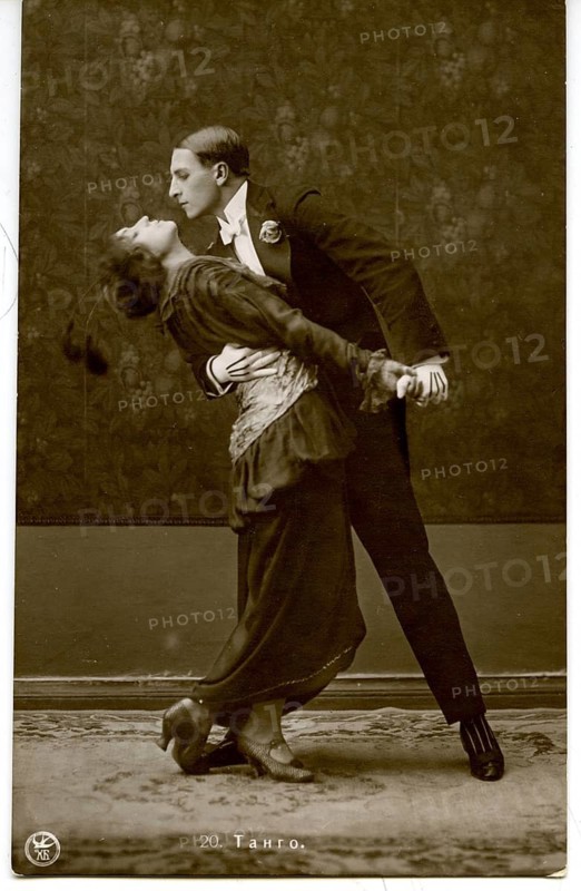 Tango, dance pose, twenties, a couple passionately dancing tango in formal dress in a vintage photo, around 1920