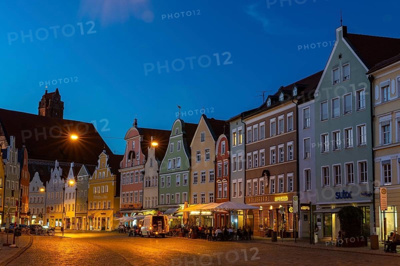 Renaissance houses, Renaissance building style, Blaue Stunde, Altstadt, Landshut, Lower Bavaria, Bavaria, Germany