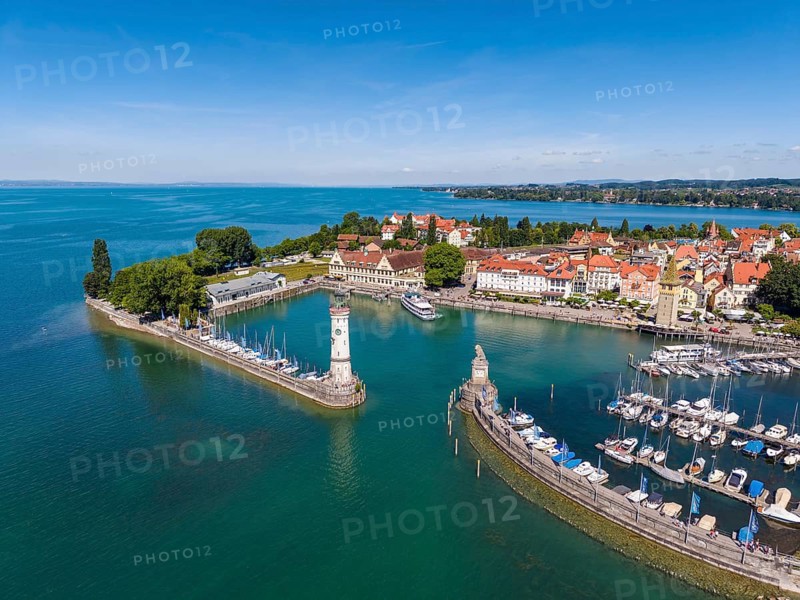Aerial view of Lindau island in Lake Constance with the lighthouse and the Bavarian lions at the harbor entrance, Swabia, Bavaria, Germany