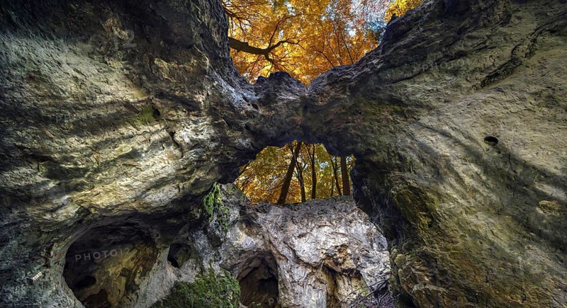 Versturzhöhle Riesenburg, cave ruin with autumn forest, Wiesenttal, Upper Franconia, Bavaria, Germany