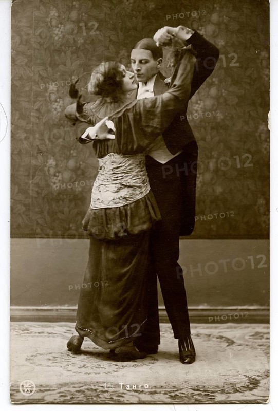 Tango, dance pose, twenties, a couple dancing closely entwined tango, captured in a vintage photo, around 1920