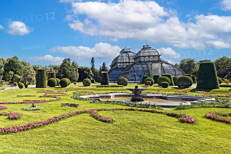 Palm house, Habsburg plant collections with 4500 plant species, largest glass house in mainland Europe, Schönbrunn Palace, former summer residence of the Habsburgs, baroque, three-winged complex, built 1695-1743, UNESCO World Heritage, Hietzing, 13th district, Vienna, Austria