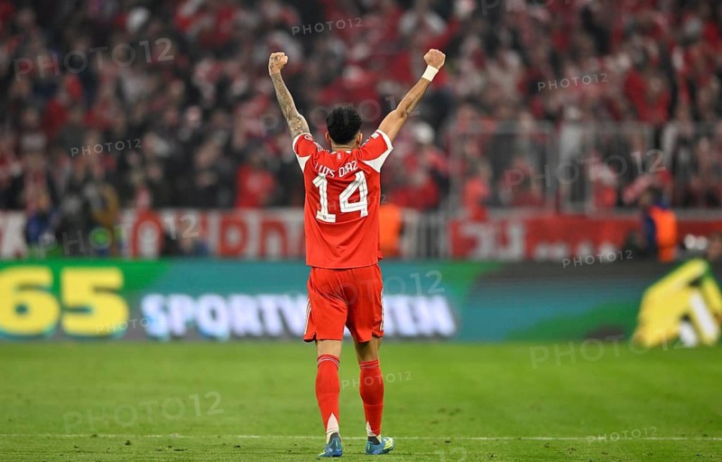 Jubel Freude Emotion Luis Diaz FC Bayern Munich FCB (14) Football UEFA Champions League CL Allianz Arena, Munich, Bavaria, Germany