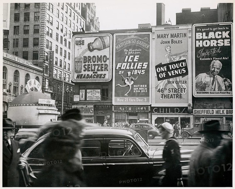 New York, advertisement, Seltzer, 1548 Broadway, Manhattan, USA, street scene with prominent billboards and people passing by, 1944