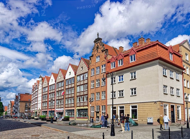 Building on Grobla I, street in the old town of Gdansk, former Hanseatic city and capital of the Pomeranian Voivodeship. Gdansk, Pomerania, Poland